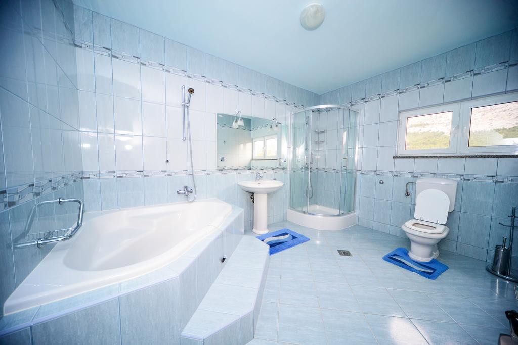 Apartments Dalmacija Starigrad Paklenica Habitación foto